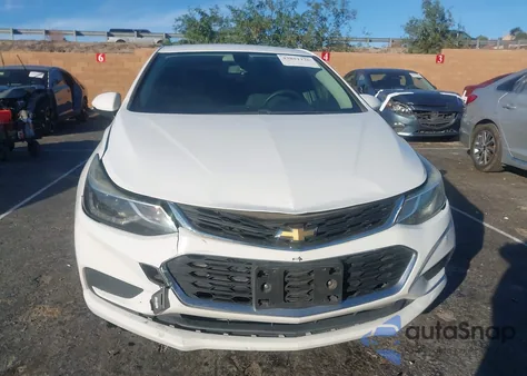 2018 Chevrolet Cruze Lt Auto z USA, uszkodzony, nr VIN 1G1BE5SM2J7242605